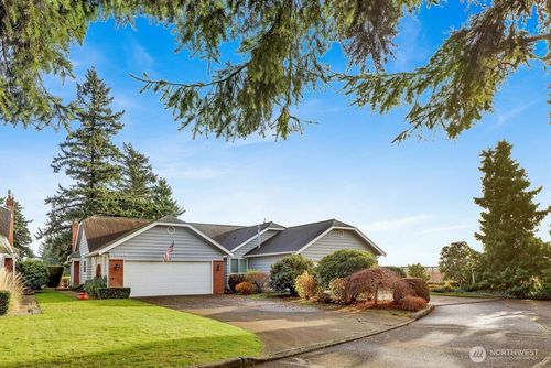 a-6812 Golf View Dr, Lynden, WA, 98264-9656 | Card Image
