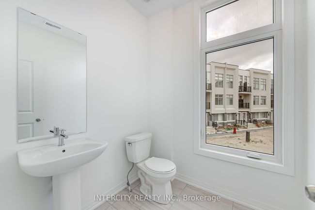 29 Albert Firman Lane, House attached with 3 bedrooms, 4 bathrooms and null parking in Markham ON | Image 19