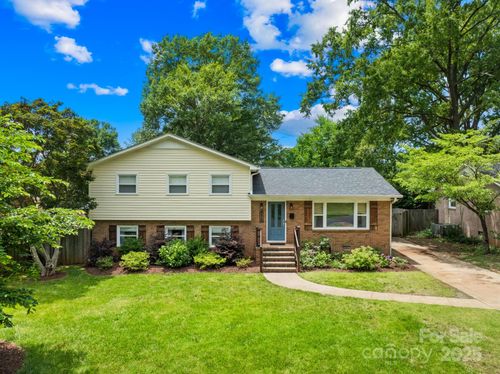 2919 Dunaire Dr, Charlotte, NC, 28205-4708 | Card Image