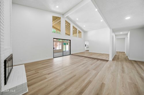 2653 End Ct, Lancaster, CA, 93536-5871 | Card Image