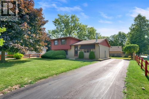 85 Pheasant Drive, Home with 4 bedrooms, 2 bathrooms and null parking in Chatham ON | Card Image