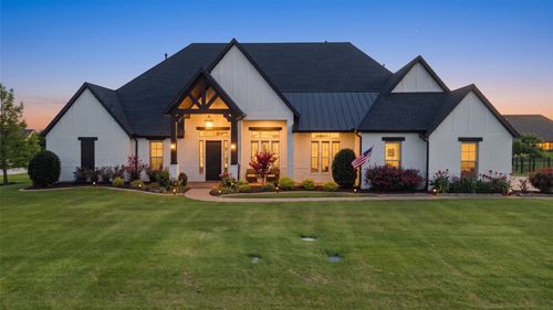 1420 Caman Park Dr, Lucas, TX, 75002-8784 | Card Image