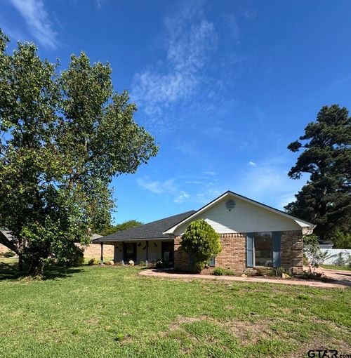 303 Linda Ln, Lindale, TX, 75771 | Card Image