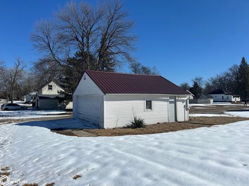 400 S Commercial Ave, Eagle Grove, IA, 50533-2212 | Card Image