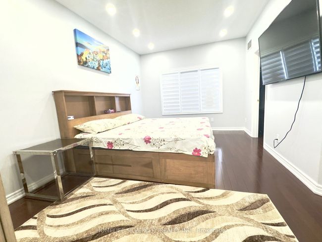 12 Larkdale Terr, Condo with 2 bedrooms, 3 bathrooms and 1 parking in Brampton ON | Image 11