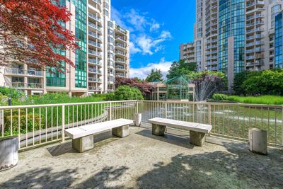 502 - 1189 Eastwood St, Condo with 2 bedrooms, 2 bathrooms and 1 parking in Coquitlam BC | Image 3