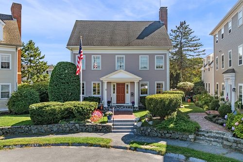 19 Doaks Ln, Marblehead, MA, 01945-3532 | Card Image