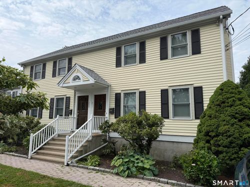211 Hunyadi Ave, Fairfield, CT, 06824-4119 | Card Image