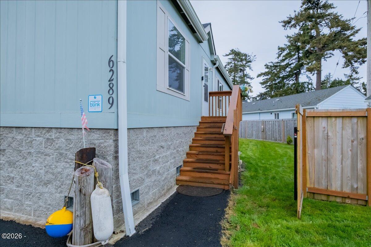 Residential in Lincoln City 3
