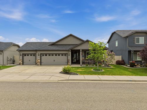 716 Osprey Dr, Cheney, WA, 99004-5222 | Card Image