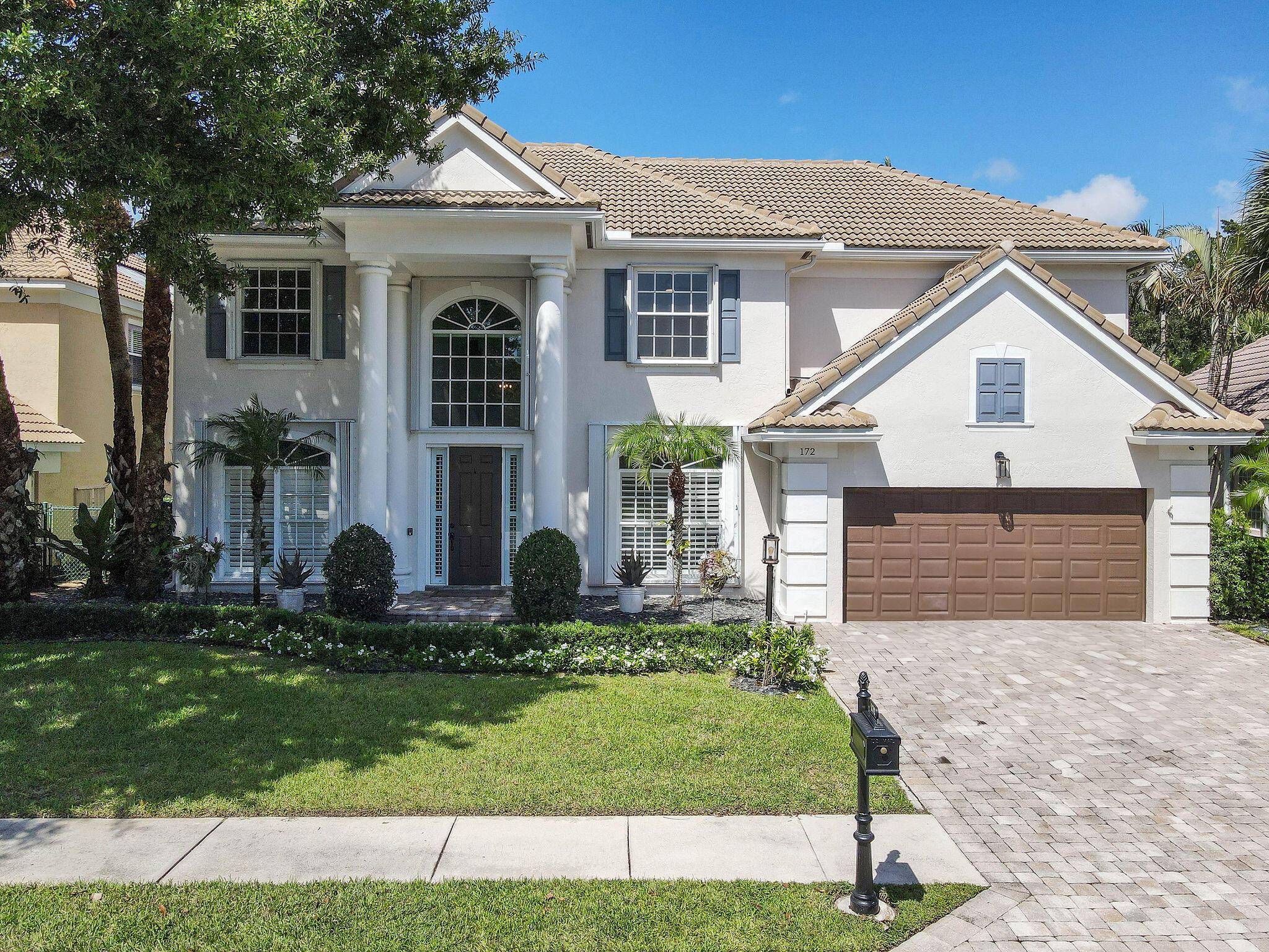 Satinwood Ln, Palm Beach Gardens, FL 33410