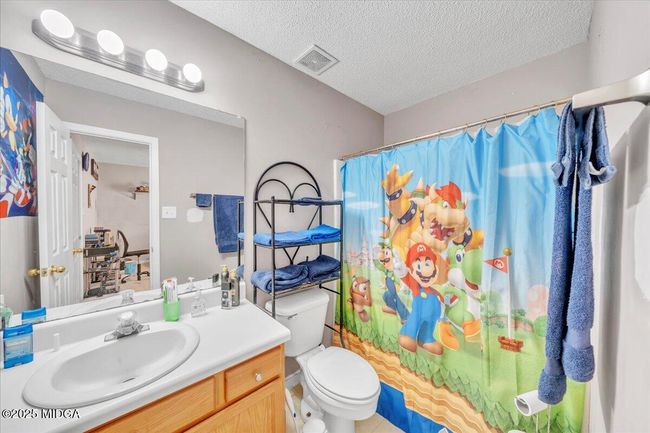 26 - Bedroom 3 Bathroom | Image 26