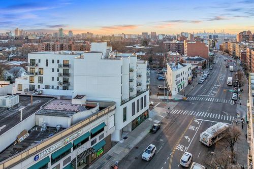 4k-150 Northern Blvd, Flushing, NY, 11354-3847 | Card Image