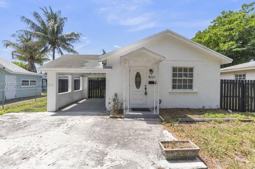 2118 Cleveland St, Hollywood, FL, 33020-3042 | Card Image