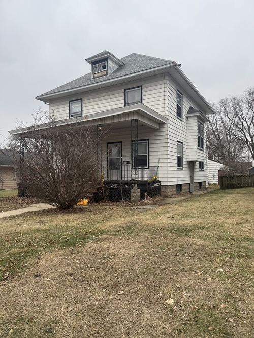 203 8th Ave, Sterling, IL, 61081-3813 | Card Image