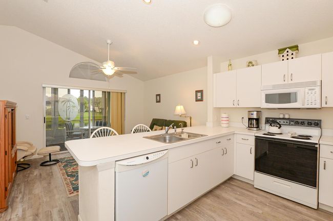 1162 Nw Lombardy Dr, Condo with 2 bedrooms, 2 bathrooms and null parking in Port St Lucie FL | Image 14