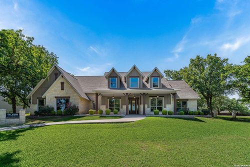 3512 Comanche Trace Dr, Kerrville, TX, 78028-8251 | Card Image