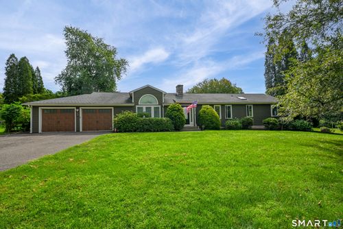 5 Taunton Lake Dr, Newtown, CT, 06470-1528 | Card Image
