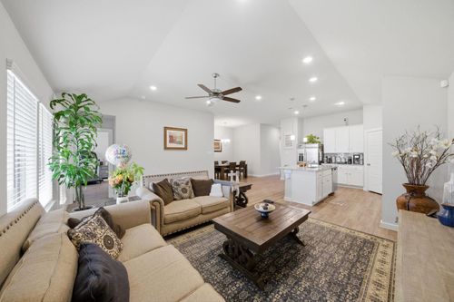 1202 Filly Creek Dr, Alvin, TX, 77511-2137 | Card Image