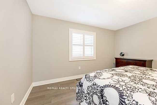 882 Magnolia Terr, House other with 4 bedrooms, 3 bathrooms and 2 parking in Milton ON | Image 25