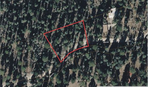 60 Circle Dr, Taos, NM, 87571-9519 | Card Image