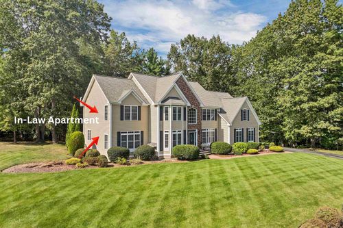 20 Hancock Rd, Windham, NH, 03087-1200 | Card Image
