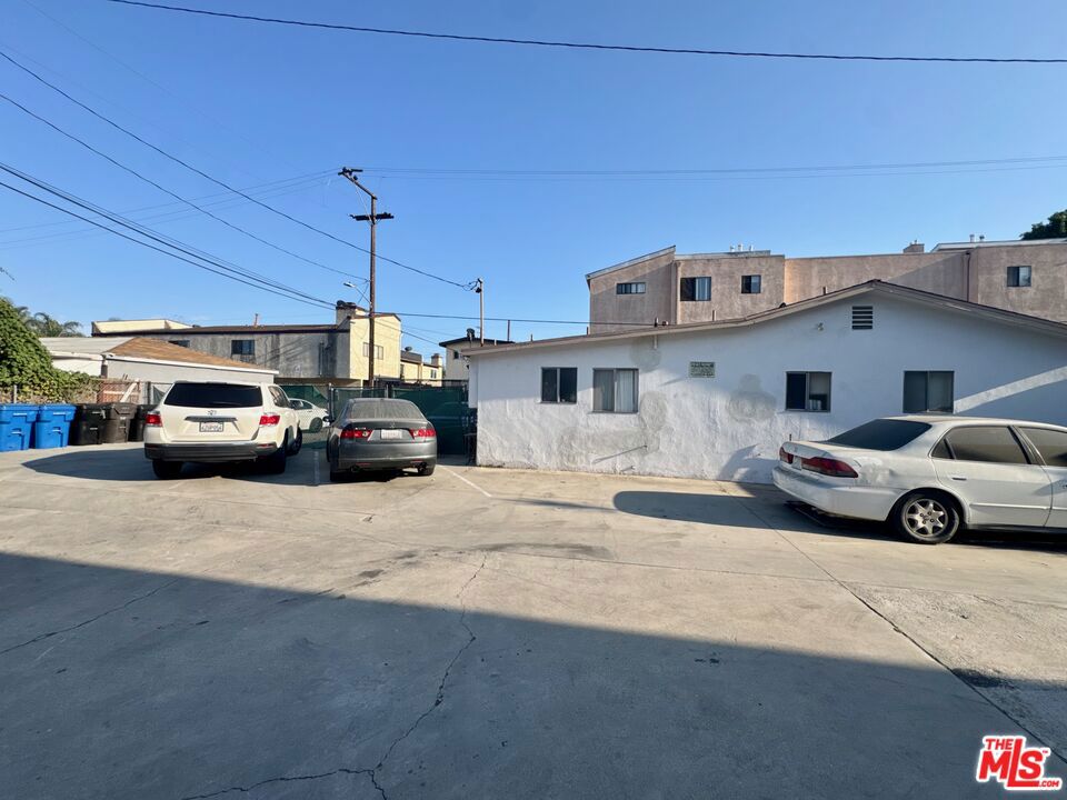Residential Income in Long Beach 3
