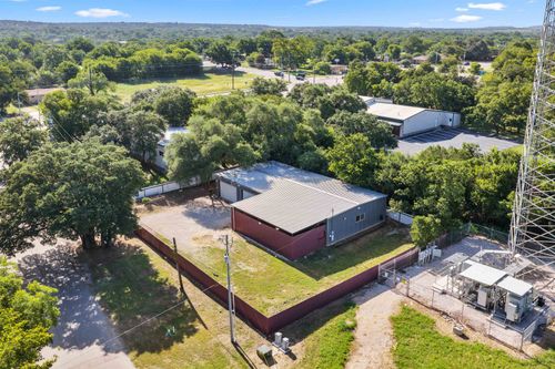 201 W 9th St, Burnet, TX, 78611 | Card Image