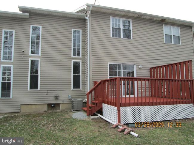 706 S Keyser Ave, Townhouse with 3 bedrooms, 3 bathrooms and null parking in SCRANTON PA | Image 4