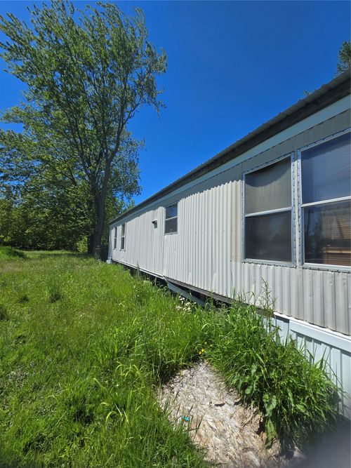 9190 Dougan Road, North East, PA, 16428 | Card Image