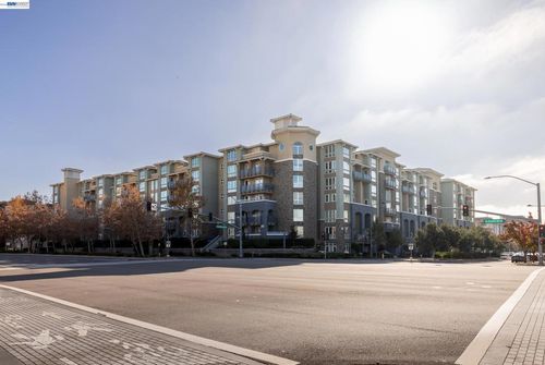 206-5501 De Marcus Blvd, Dublin, CA, 94568-7465 | Card Image