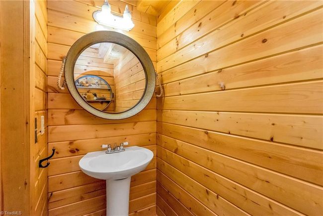 228 Abbey Rd, House other with 3 bedrooms, 5 bathrooms and null parking in Mc Grady NC | Image 23