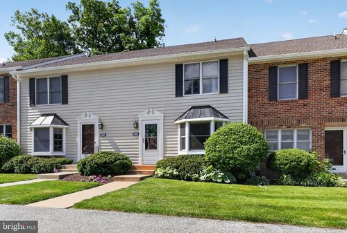 2405 Windfield Ct, GLEN MILLS, PA, 19342-8139 | Card Image