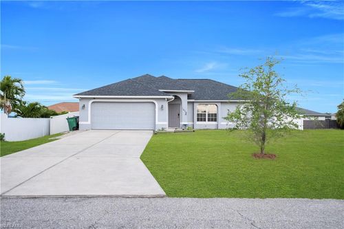 1826 Ne 17th Pl, Cape Coral, FL, 33909-5403 | Card Image