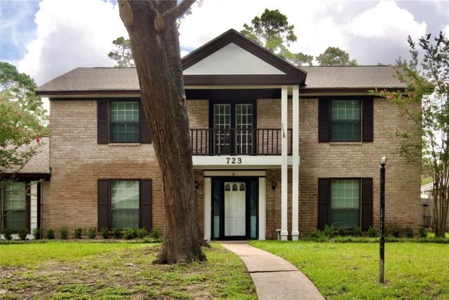 723 Leaflet Ln, House other with 5 bedrooms, 3 bathrooms and 2 parking in Spring TX | Image 4
