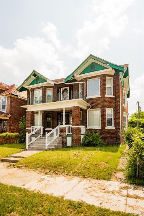 268 E Euclid St, Detroit, MI, 48202-2238 | Card Image