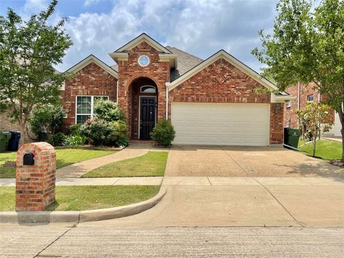 3522 Mustang Ridge Rd, Garland, TX, 75044-6209 | Card Image