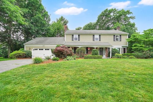 27 Eastwood Dr, Wilbraham, MA, 01095-2123 | Card Image