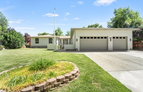 2096 E Linden Cir S, Holladay, UT, 84121 | Card Image