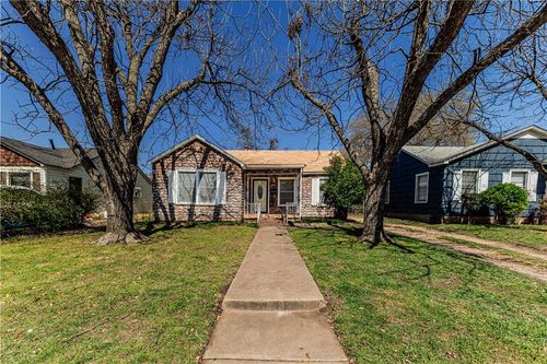 3017 Colonial Avenue, Waco, TX, 76707 | Card Image