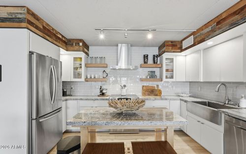 146-5132 N 31st Way, Phoenix, AZ, 85016-4503 | Card Image