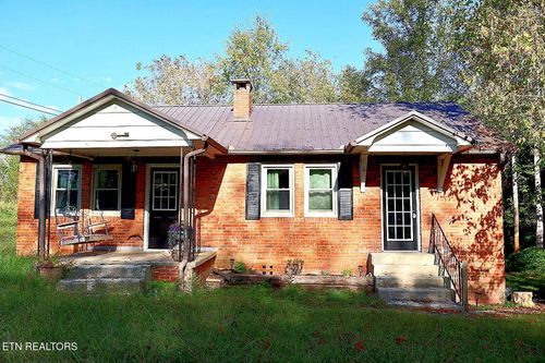 1349 Greenlee Ln, Jellico, TN, 37762-3842 | Card Image