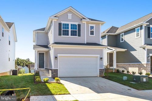 5735 Howard Dr, Glen Burnie, MD, 21061-2196 | Card Image