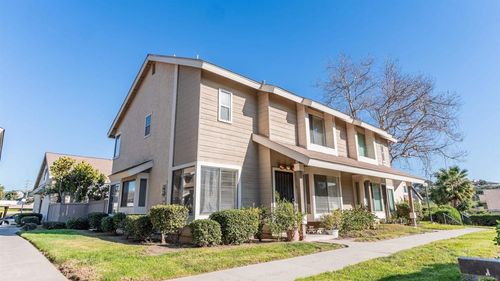 b-7483 Tooma St, San Diego, CA, 92139-2940 | Card Image