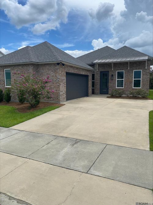 14405 Wally Way, Baton Rouge, LA, 70810-8470 | Card Image