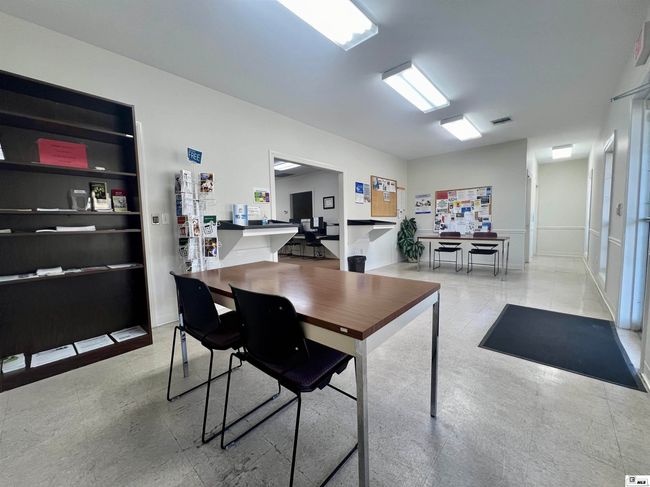 250 Holt St, Home with 0 bedrooms, 4 bathrooms and null parking in Bastrop LA | Image 5