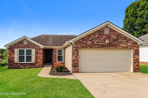 2045 Osprey Cv, Shelbyville, KY, 40065-8375 | Card Image