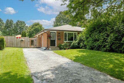 45 Downing Cres, London, ON, N6C3C7 | Card Image