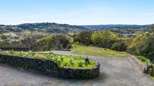 5707 Idlewood Drive, Santa Rosa, CA, 95404 | Card Image