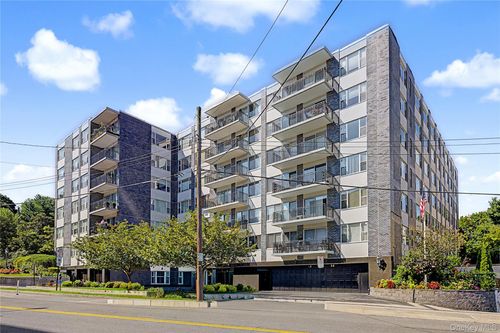 5c-20 Old Mamaroneck Rd, White Plains, NY, 10605-2031 | Card Image